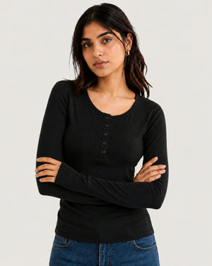 Go-to Henley Black (Women)