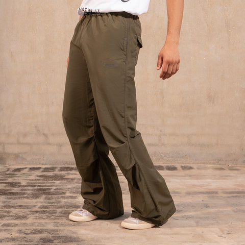 BAGGY A.F Crinkle Unisex Trouser- OLIVE