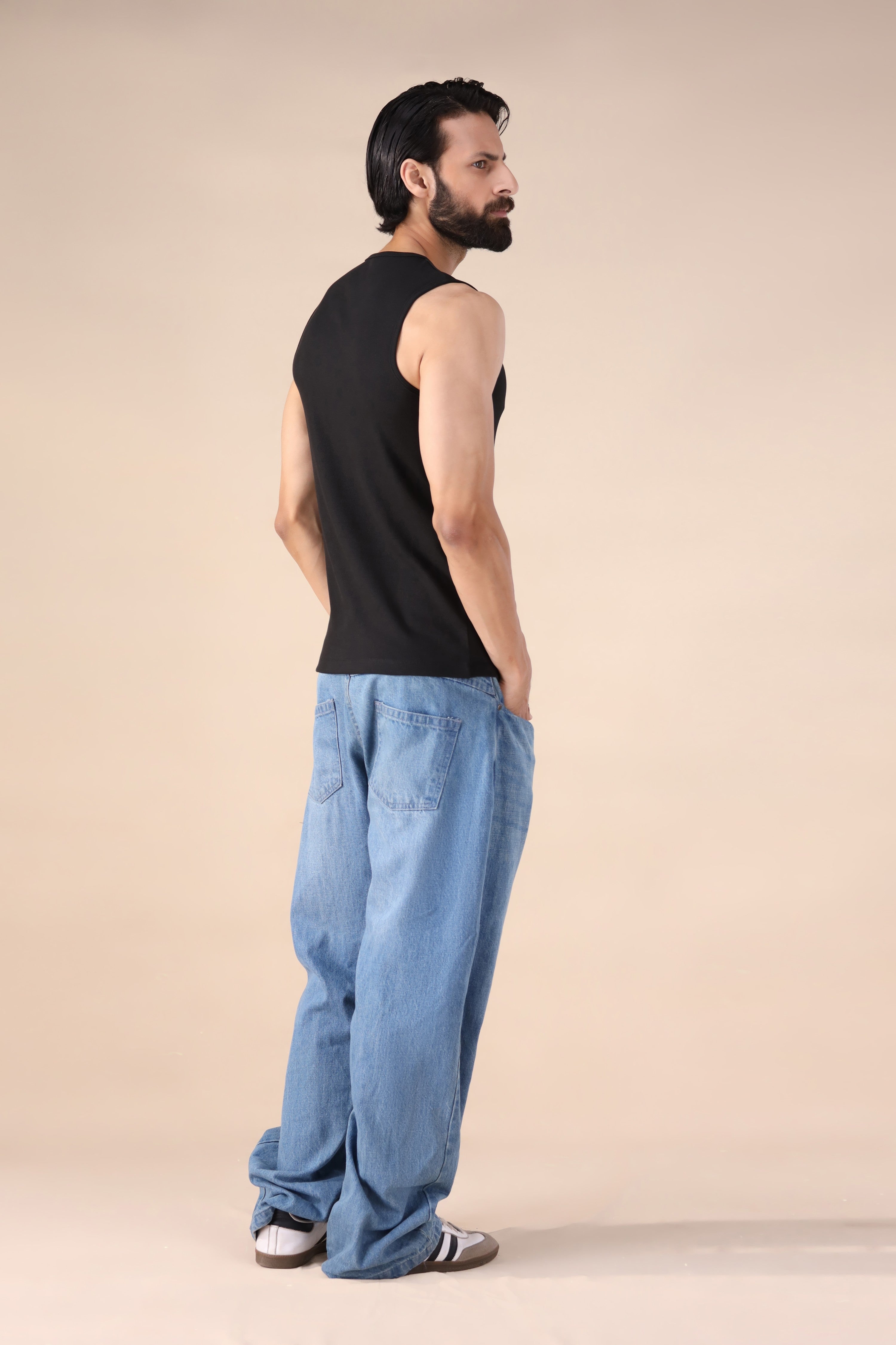 Ribbed Tanktop – Black