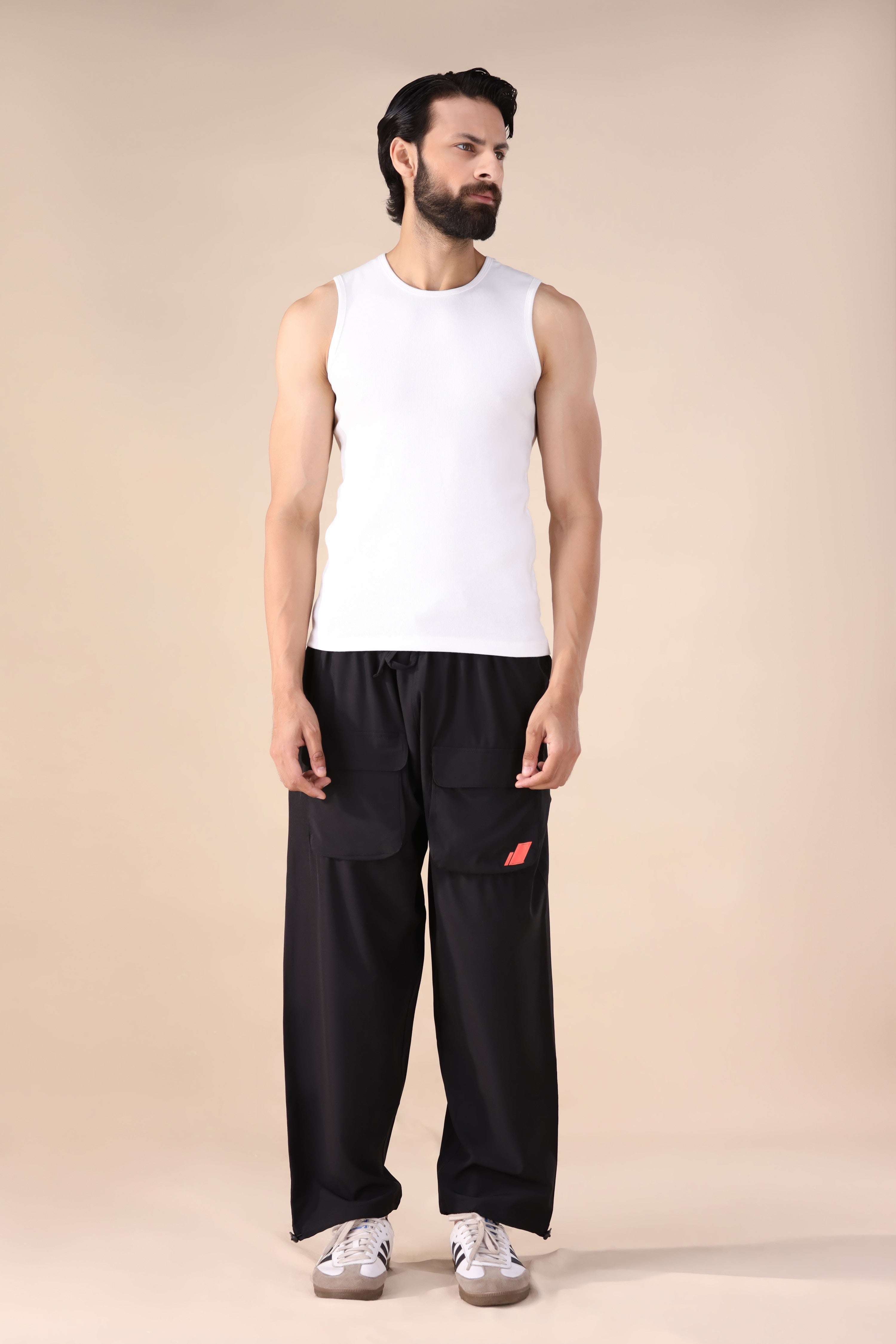 Cargo Venture Pants – Core Black