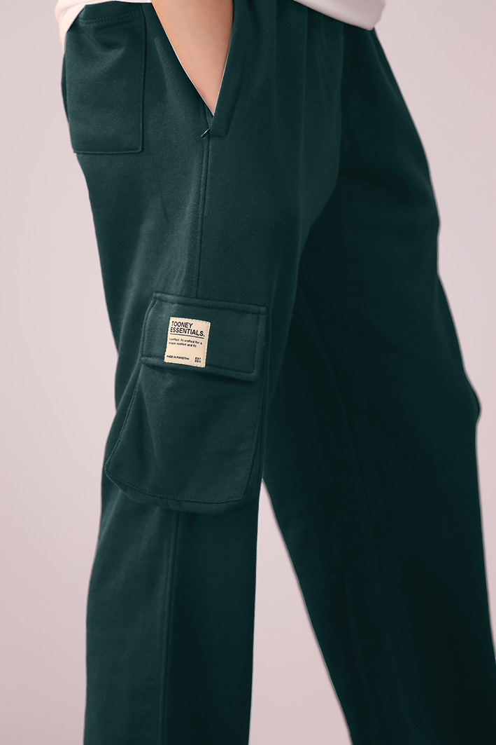 V2 Essential Unisex Cargo Trouser Green